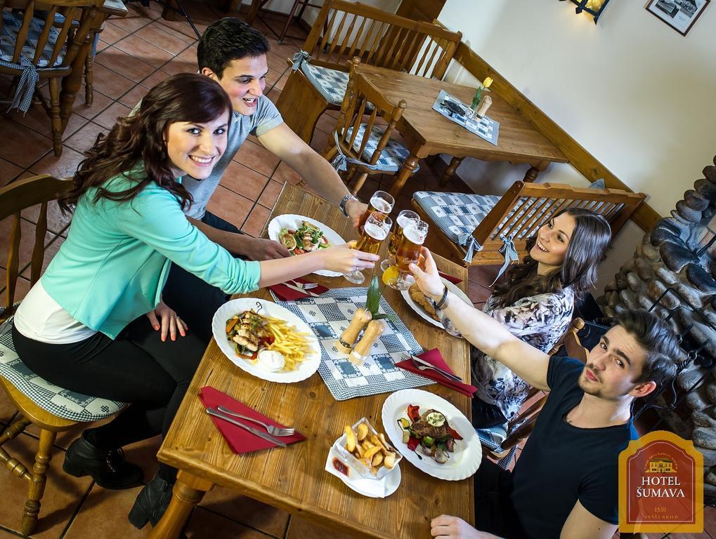 Hotel Sumava Vyšší Brod Bagian luar foto